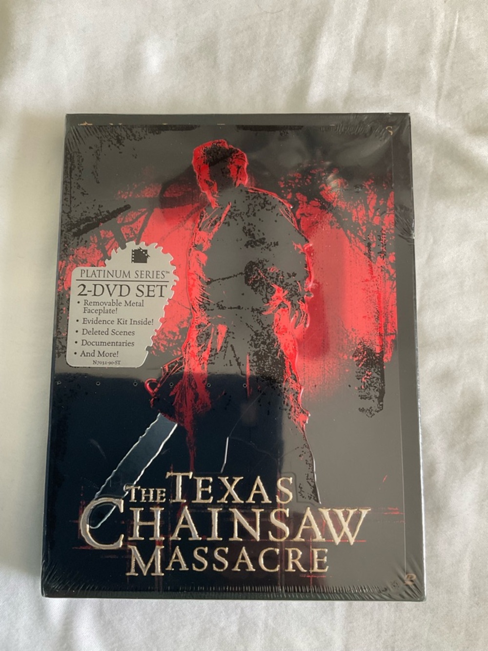 The Texas Chainsaw Massacre Platinum Series 2-DVD Set - Black & Red